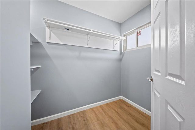 7171 Westmoreland Way, Sacramento, CA 95831