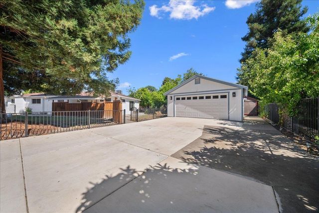 7171 Westmoreland Way, Sacramento, CA 95831