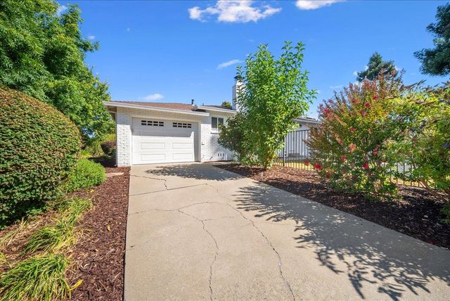 7171 Westmoreland Way, Sacramento, CA 95831
