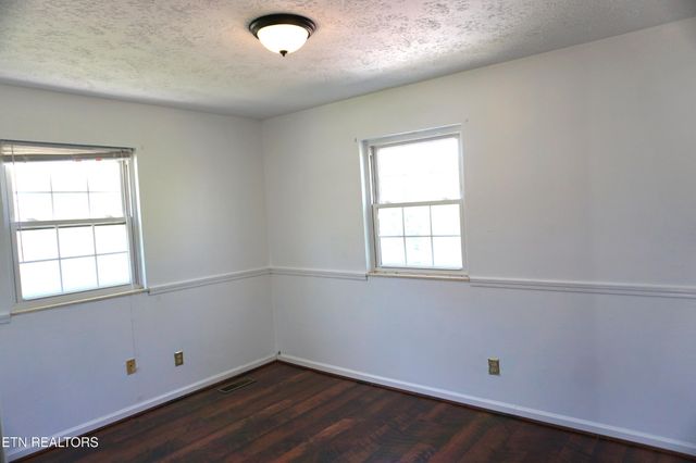 6324 Gateway Lane, Knoxville, TN 37920