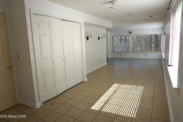 6324 Gateway Lane, Knoxville, TN 37920