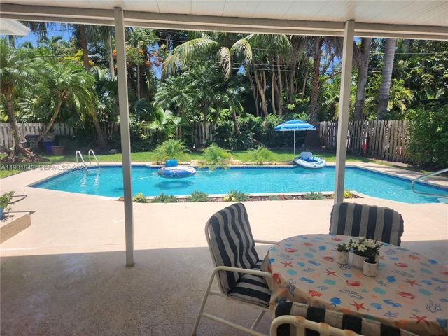 1229 Jefferson St, Hollywood, FL 33019