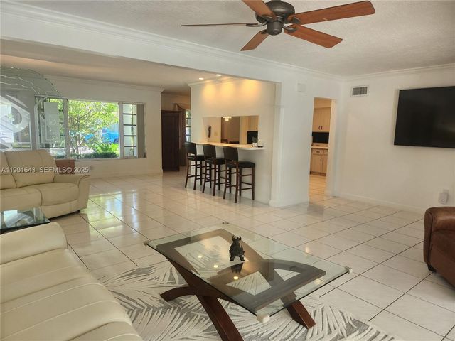 1229 Jefferson St, Hollywood, FL 33019