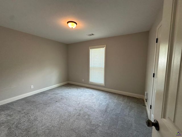 321 Grayton Way, Perry, GA 31069