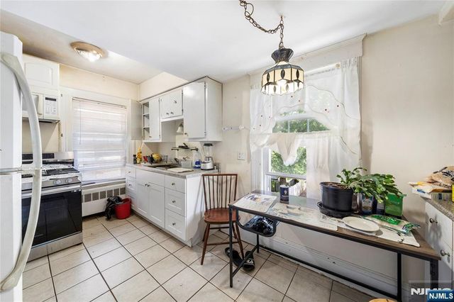50 Elm Road, Caldwell, NJ 07006