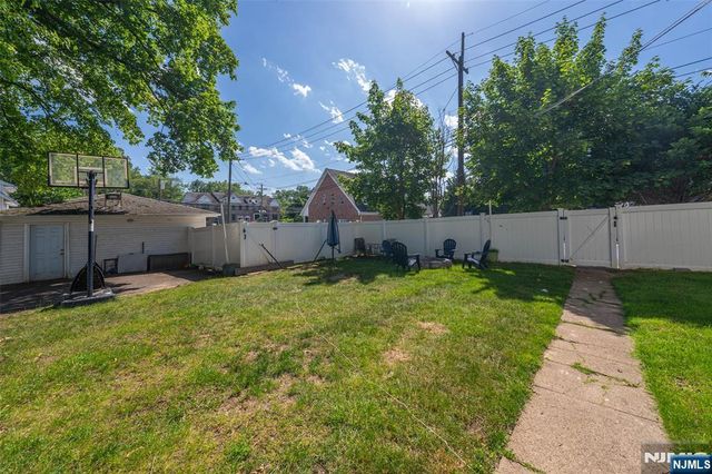 50 Elm Road, Caldwell, NJ 07006