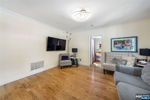 50 Elm Road, Caldwell, NJ 07006