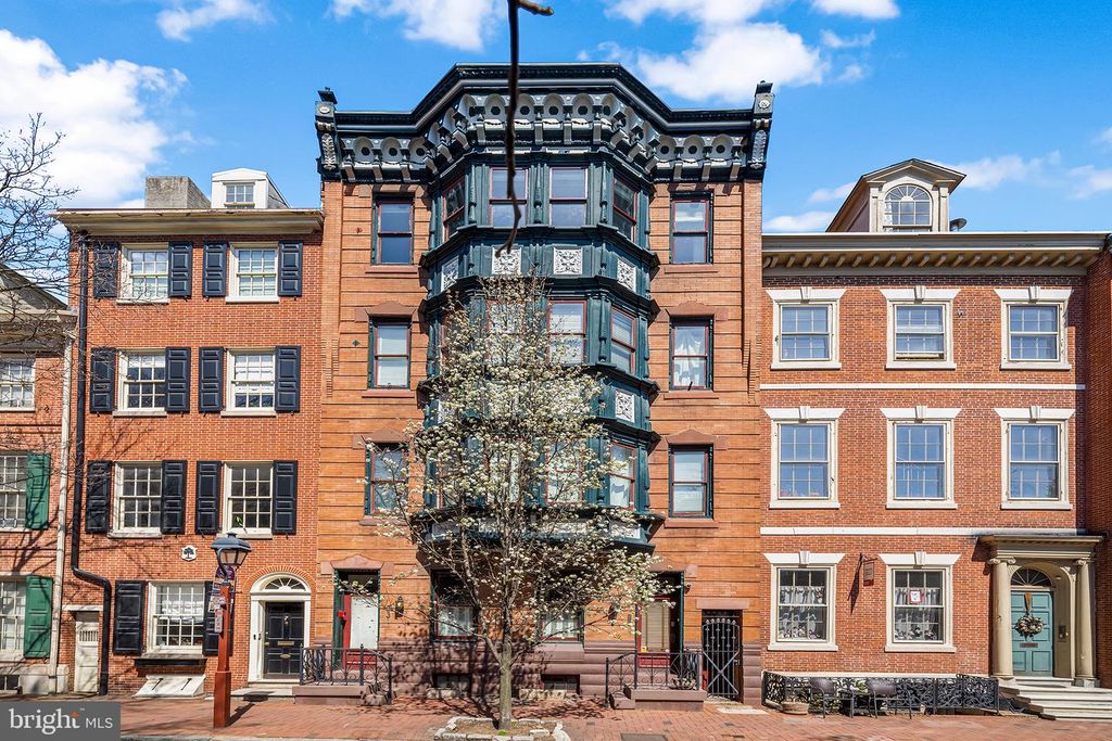231 PINE STREET # 4F, Philadelphia, PA 19106