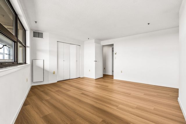 1 Adams St 706, Quincy, MA 02169
