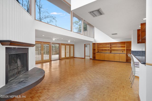 3140 FOREST Circle, Jacksonville, FL 32257