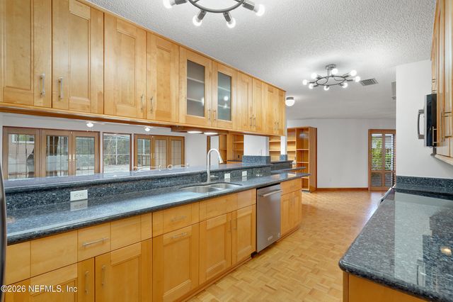 3140 FOREST Circle, Jacksonville, FL 32257