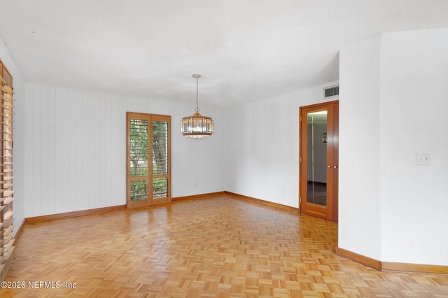 3140 FOREST Circle, Jacksonville, FL 32257