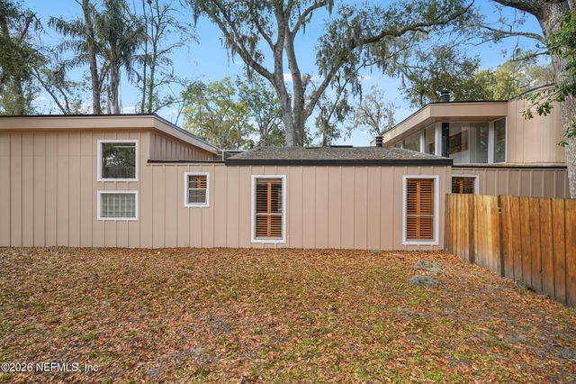 3140 FOREST Circle, Jacksonville, FL 32257