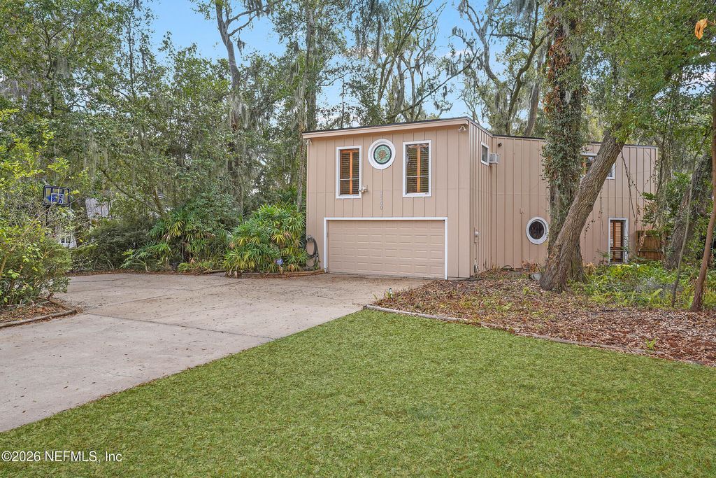 3140 FOREST Circle, Jacksonville, FL 32257