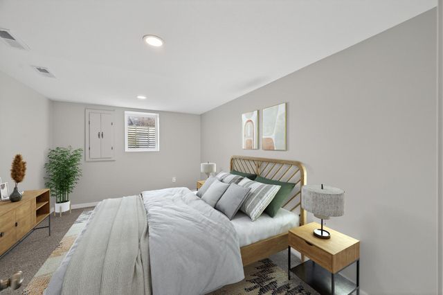 146 Moreland Avenue W, West Saint Paul, MN 55118