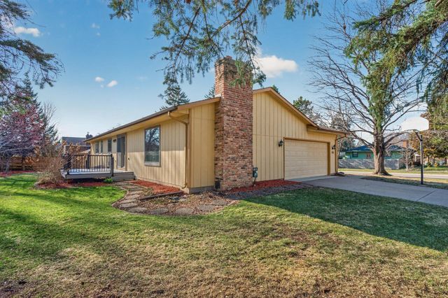 146 Moreland Avenue W, West Saint Paul, MN 55118