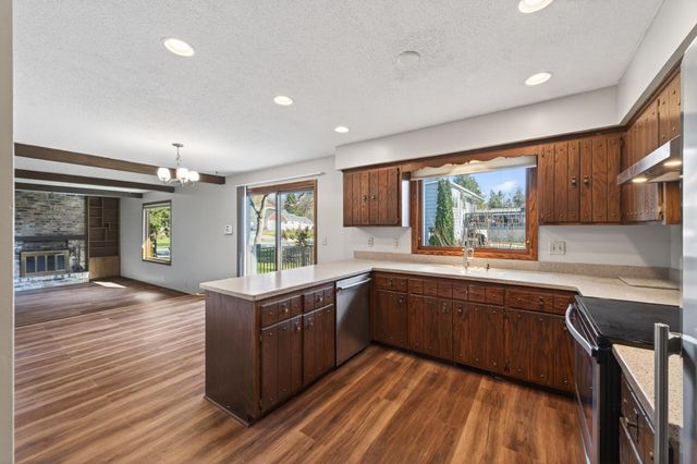 146 Moreland Avenue W, West Saint Paul, MN 55118