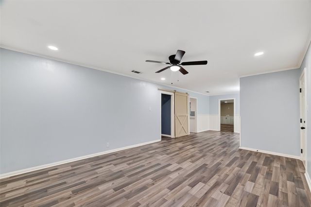 425 20th Avenue N, Texas City, TX 77590