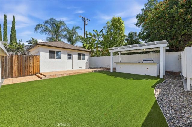 2844 N Brighton Street, Burbank, CA 91504