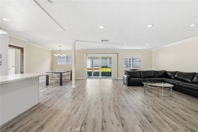 2844 N Brighton Street, Burbank, CA 91504