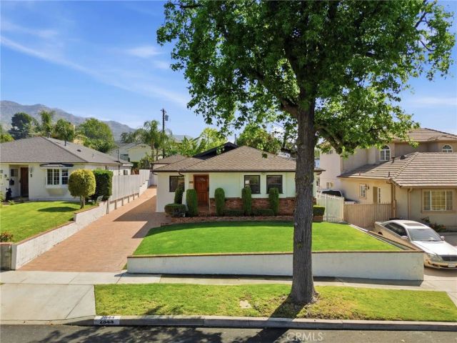 2844 N Brighton Street, Burbank, CA 91504