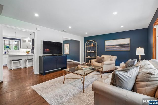449 Doremus Avenue, Glen Rock, NJ 07452