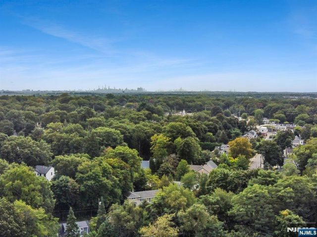 449 Doremus Avenue, Glen Rock, NJ 07452