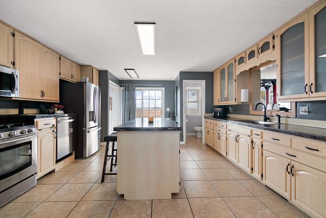 4736 E 5000n Road, Bourbonnais, IL 60914