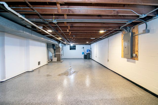 4736 E 5000n Road, Bourbonnais, IL 60914