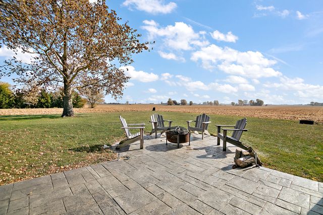 4736 E 5000n Road, Bourbonnais, IL 60914