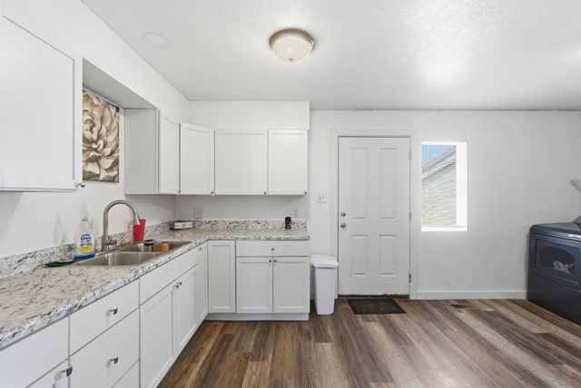 1815 S Hydraulic St, Wichita, KS 67211