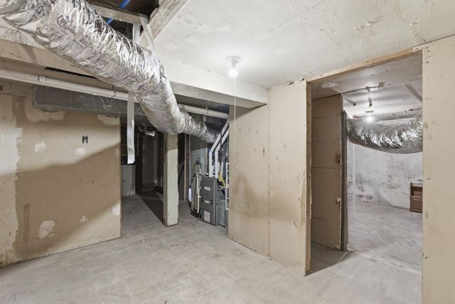 1815 S Hydraulic St, Wichita, KS 67211