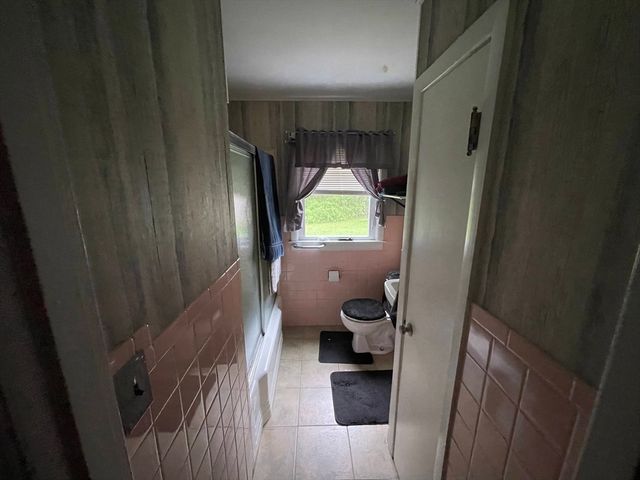 473 Pleasant St, Leicester, MA 01524