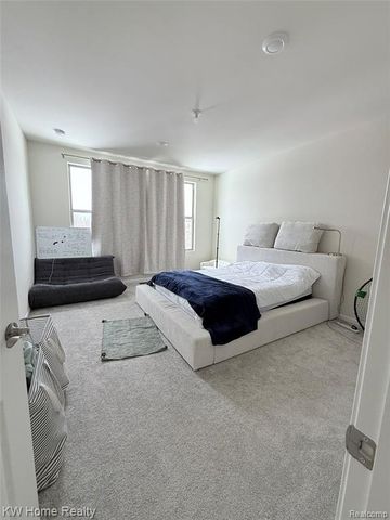 712 W Spaniel Drive, Ann Arbor, MI 48108