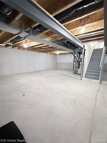 712 W Spaniel Drive, Ann Arbor, MI 48108