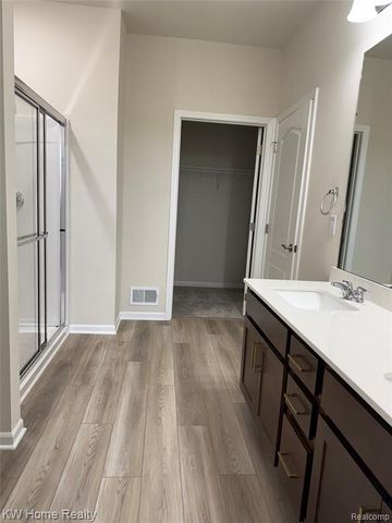 712 W Spaniel Drive, Ann Arbor, MI 48108