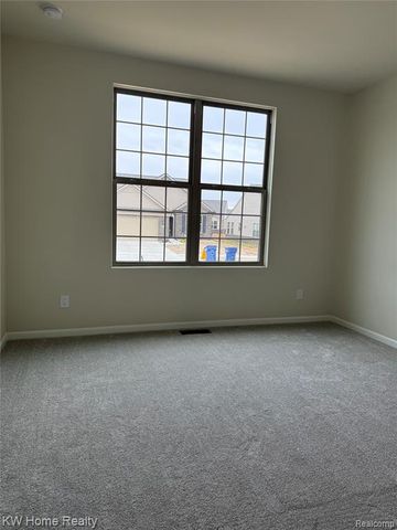 712 W Spaniel Drive, Ann Arbor, MI 48108