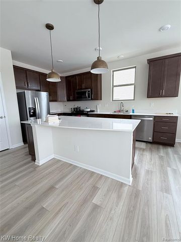 712 W Spaniel Drive, Ann Arbor, MI 48108