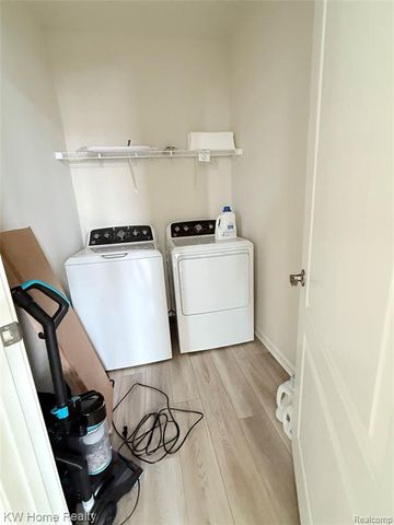 712 W Spaniel Drive, Ann Arbor, MI 48108