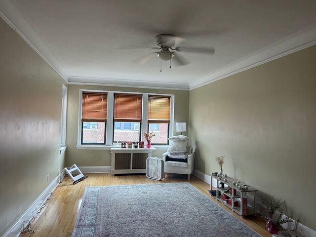 145 Englewood Ave 42, Boston, MA 02135
