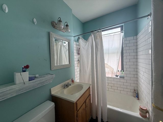145 Englewood Ave 42, Boston, MA 02135