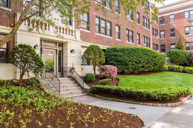 145 Englewood Ave 42, Boston, MA 02135