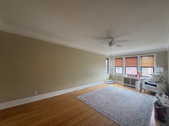 145 Englewood Ave 42, Boston, MA 02135