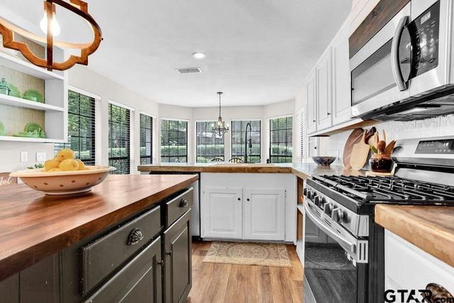 214 Hideaway Lane E, Hideaway, TX 75771