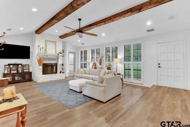 214 Hideaway Lane E, Hideaway, TX 75771