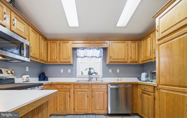 577 BENT PINE CIR, New Hope, PA 18938