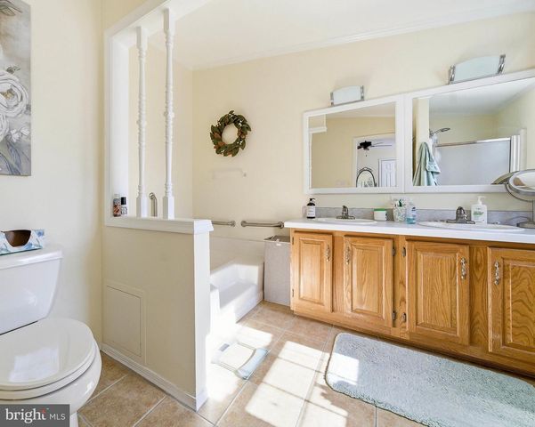 577 BENT PINE CIR, New Hope, PA 18938