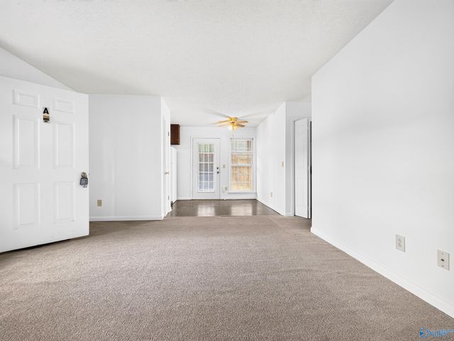 6209 Friar Tuck Drive A and B, Huntsville, AL 35806