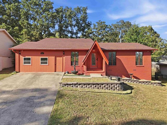 5512 Crescent Drive, North Little Rock, AR 72118