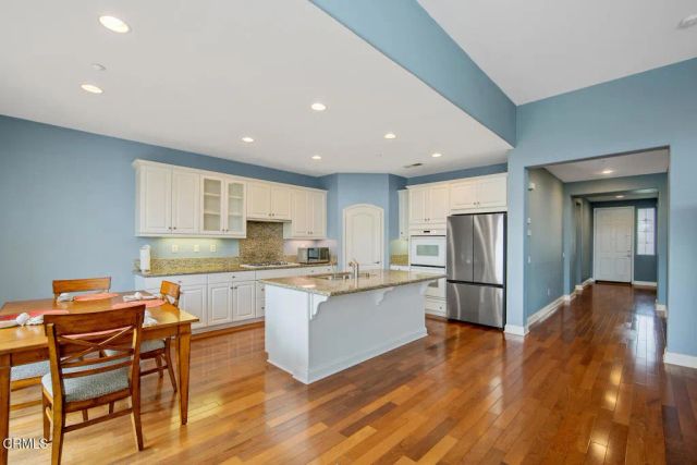 2920 Naples Drive, Oxnard, CA 93035